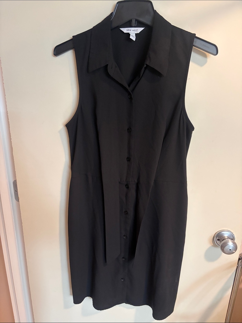 Nine West Black Sleeveless Button-Down Shirt